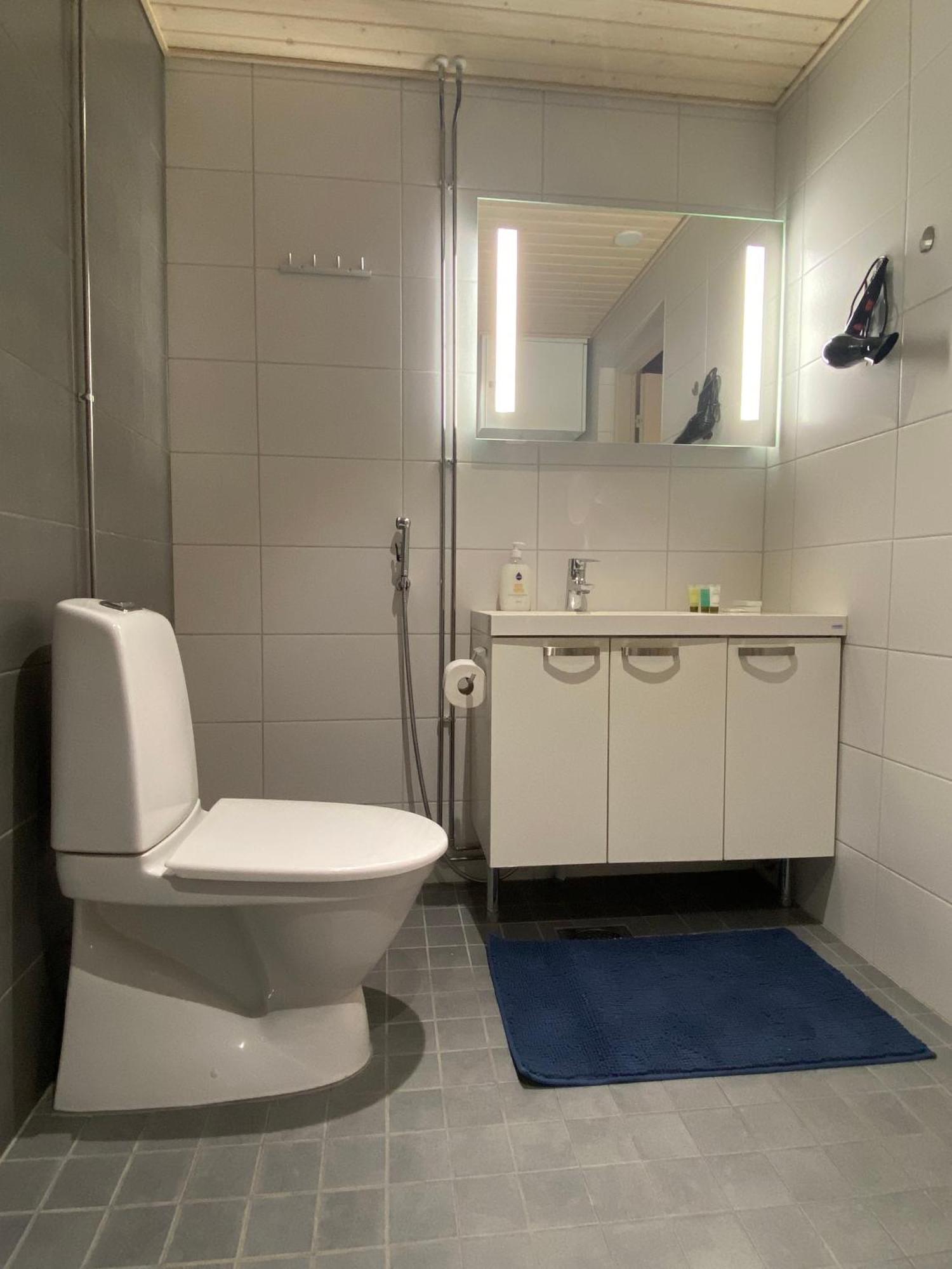 First Aparthotel Olive 罗瓦涅米 外观 照片