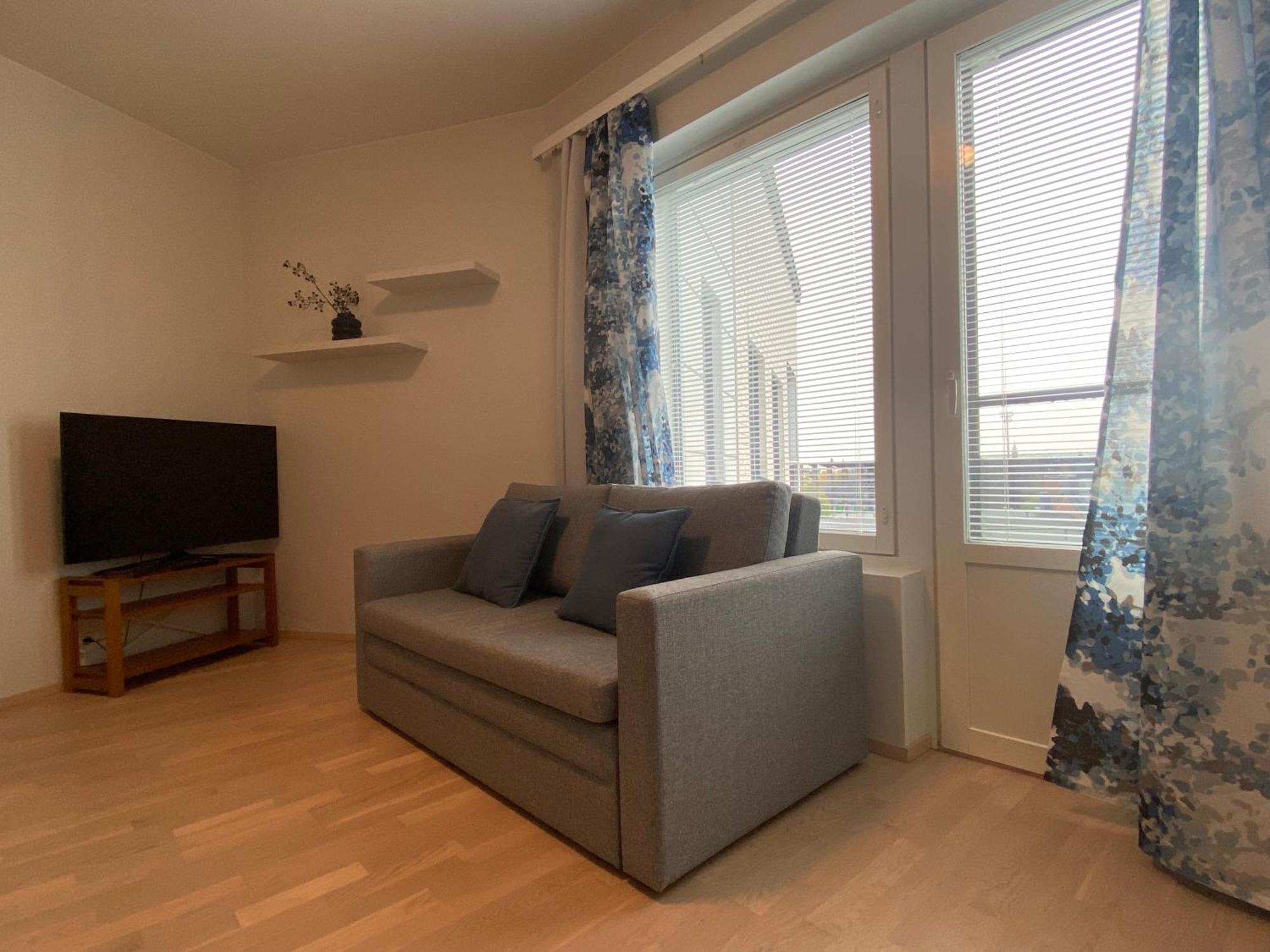 First Aparthotel Olive 罗瓦涅米 外观 照片